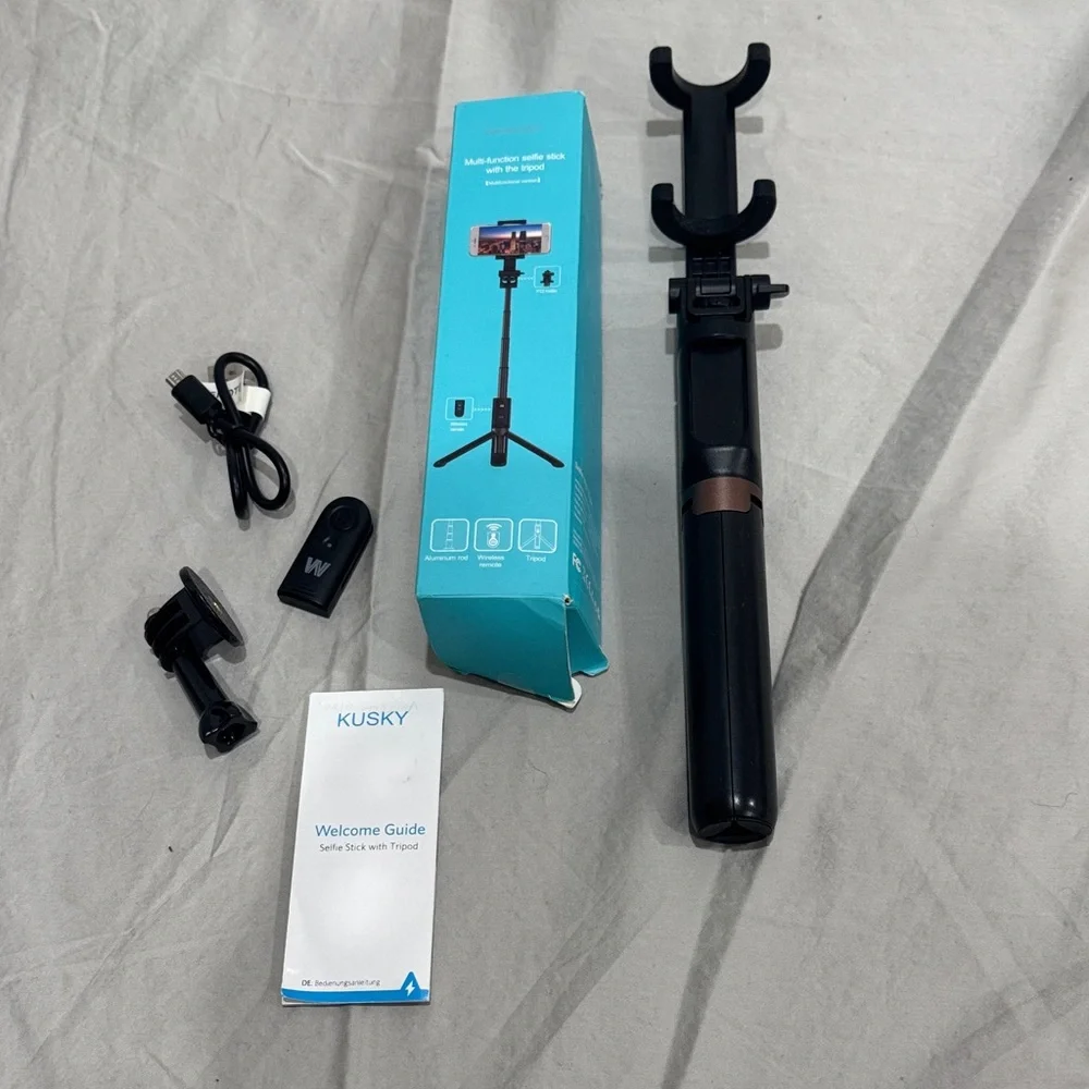 Kusky Black Selfie Stick with Tripod and Remote